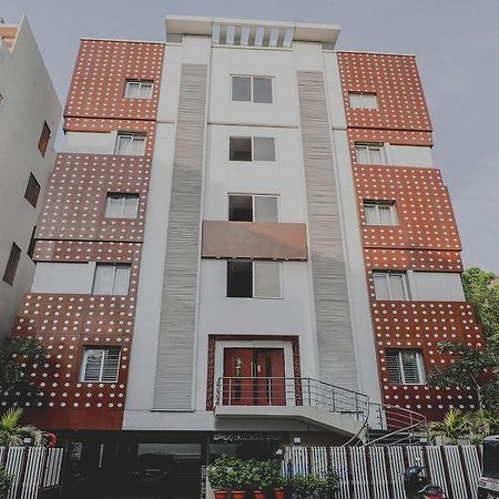 Super Hotel O Src Grand Vijayawāda Exterior foto